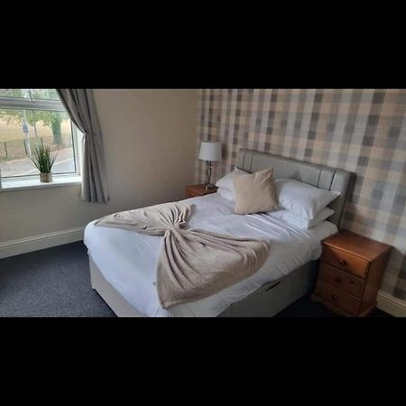 Cefn Mably Hotell Penarth Exteriör bild