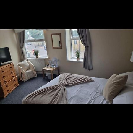 Cefn Mably Hotell Penarth Exteriör bild