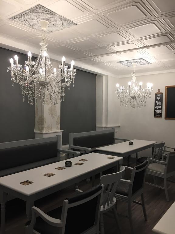 Cefn Mably Hotell Penarth Exteriör bild