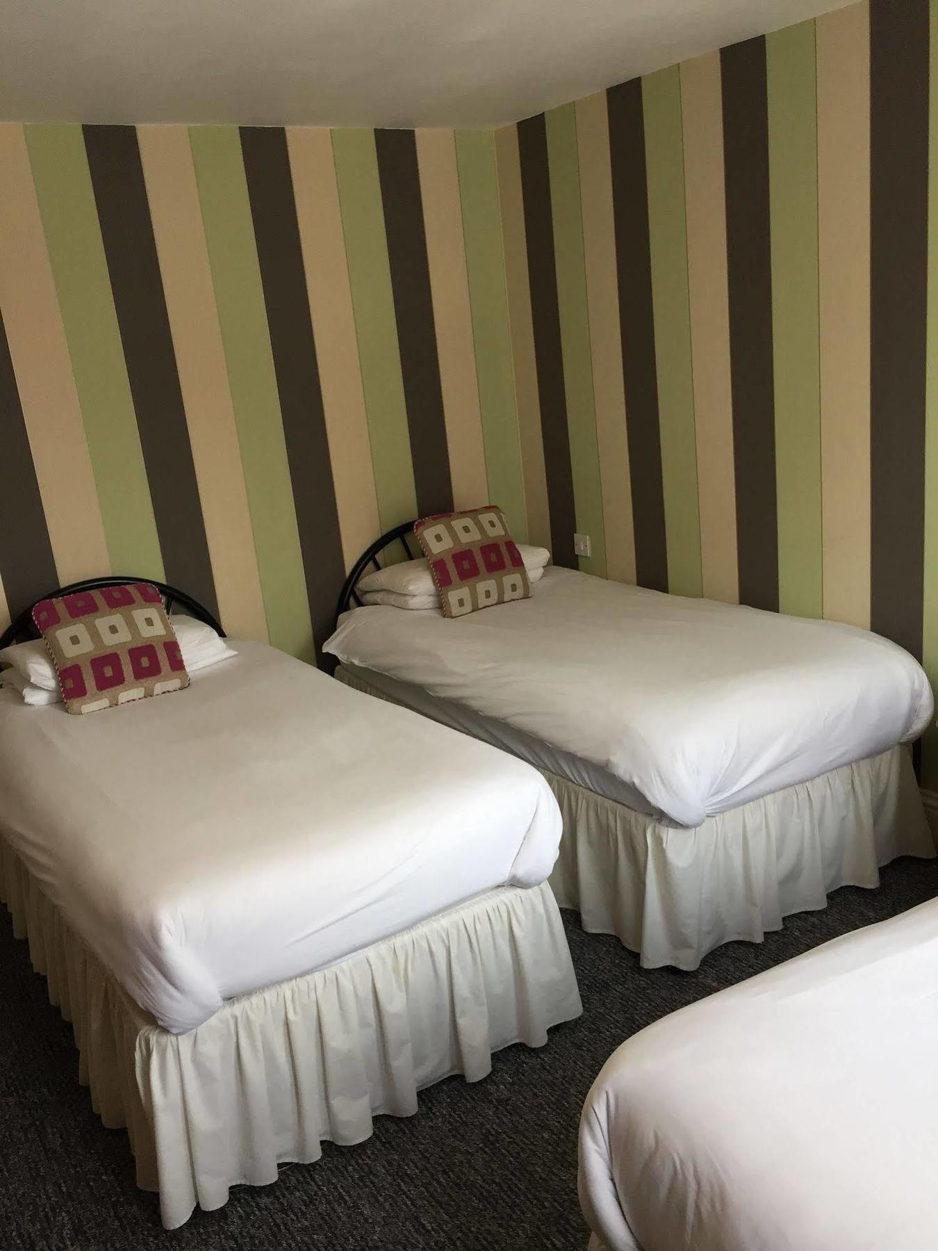 Cefn Mably Hotell Penarth Exteriör bild
