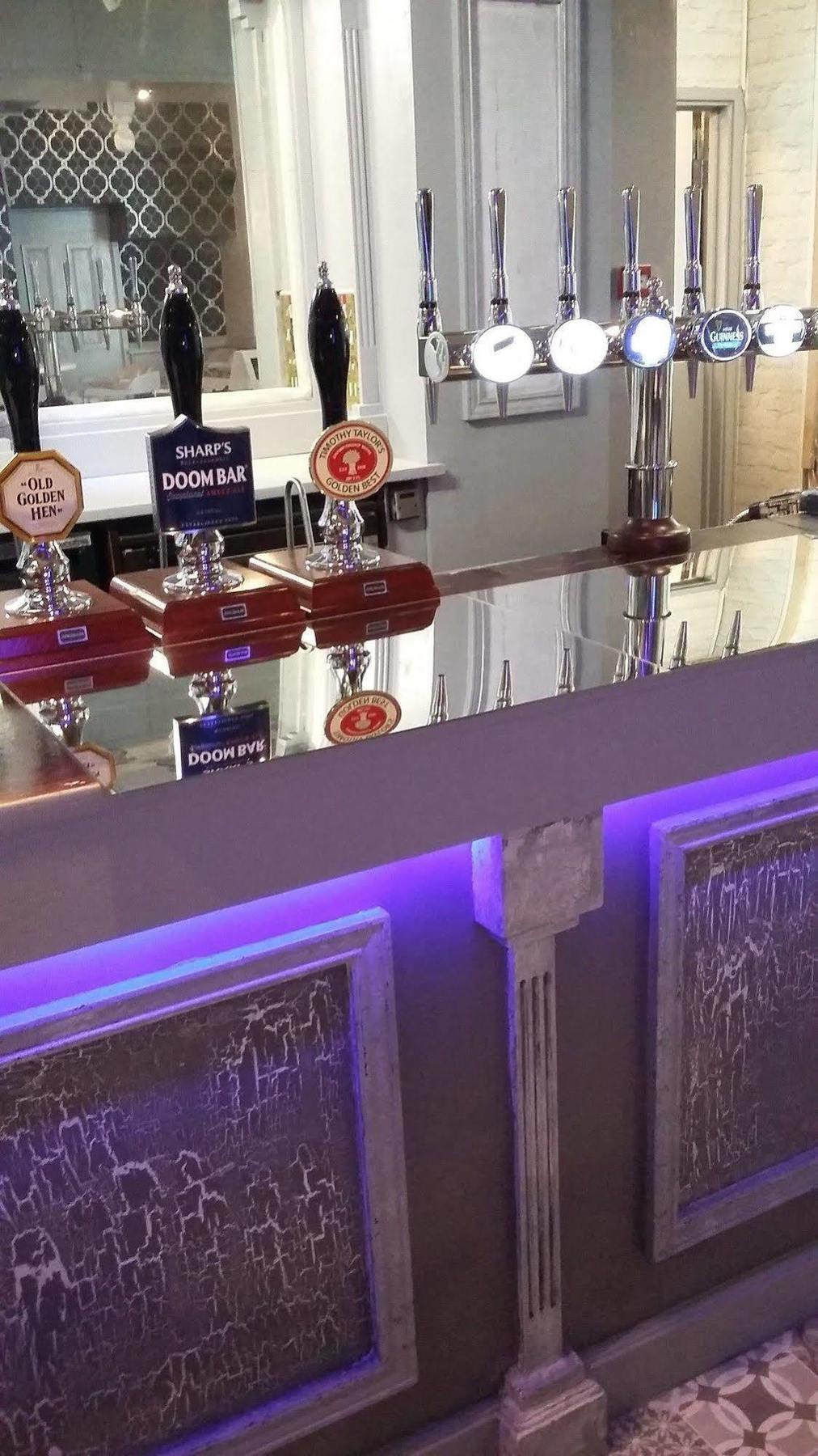 Cefn Mably Hotell Penarth Exteriör bild